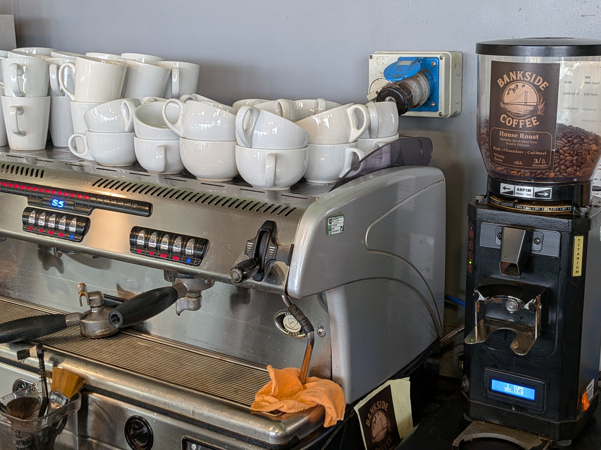 La Spaziale Coffee Machines: What UK Cafe and Restaurant Owners Need to Know Before Buying